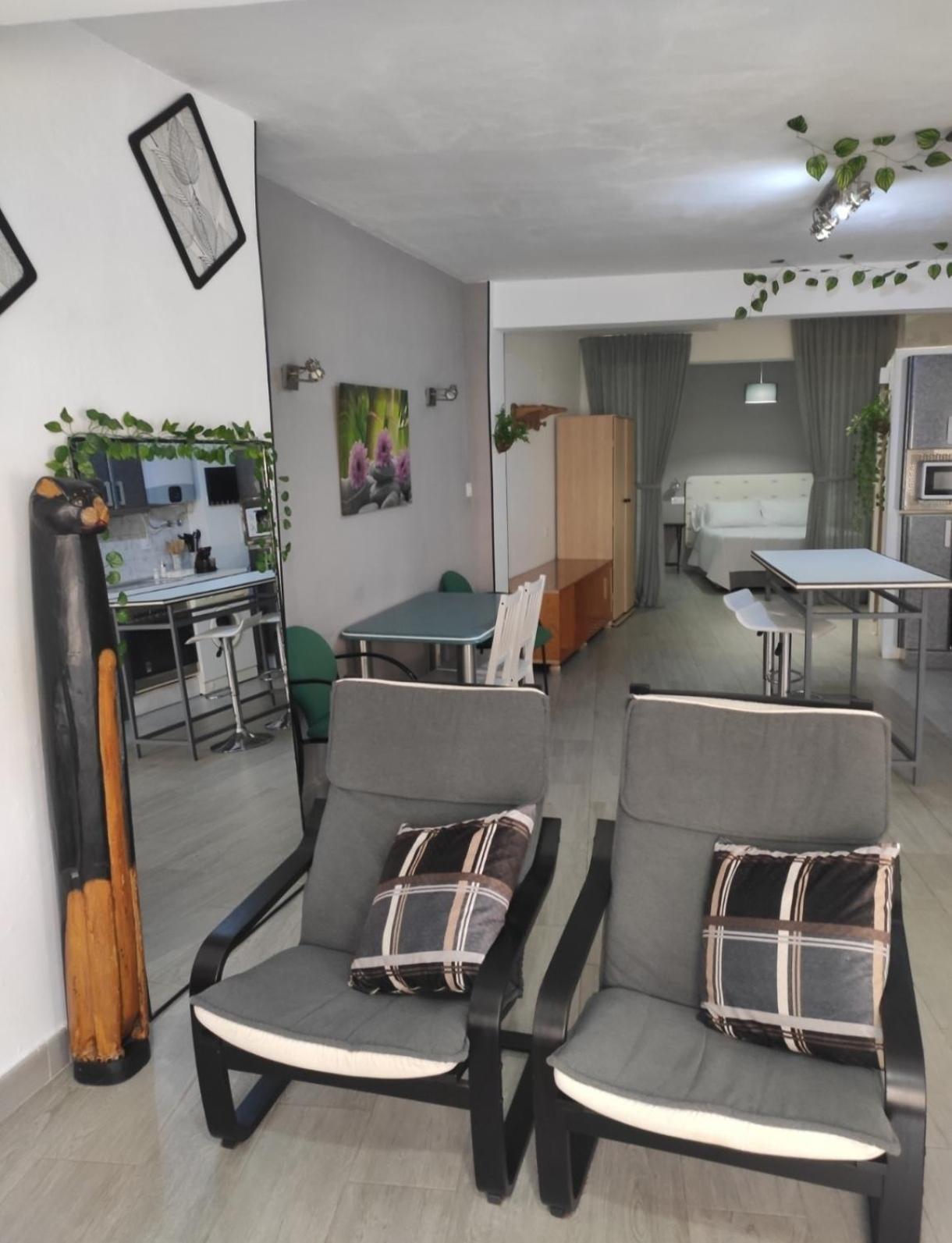 Appartamento Loft Centro Con Parking Gratis Y Azotea Chillout Gratis! Talavera de la Reina Esterno foto
